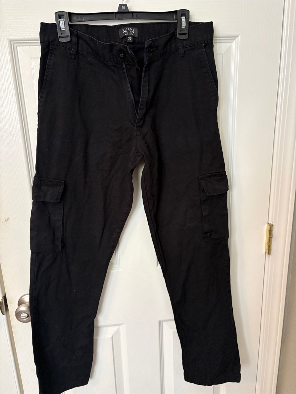 NAN Cargo Pants in Black — Classic Utility Style